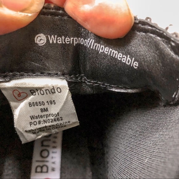 Blondo Emelia Snakeskin Print Waterproof Leather Ankle Boots Black White Size 8 - Picture 11 of 12